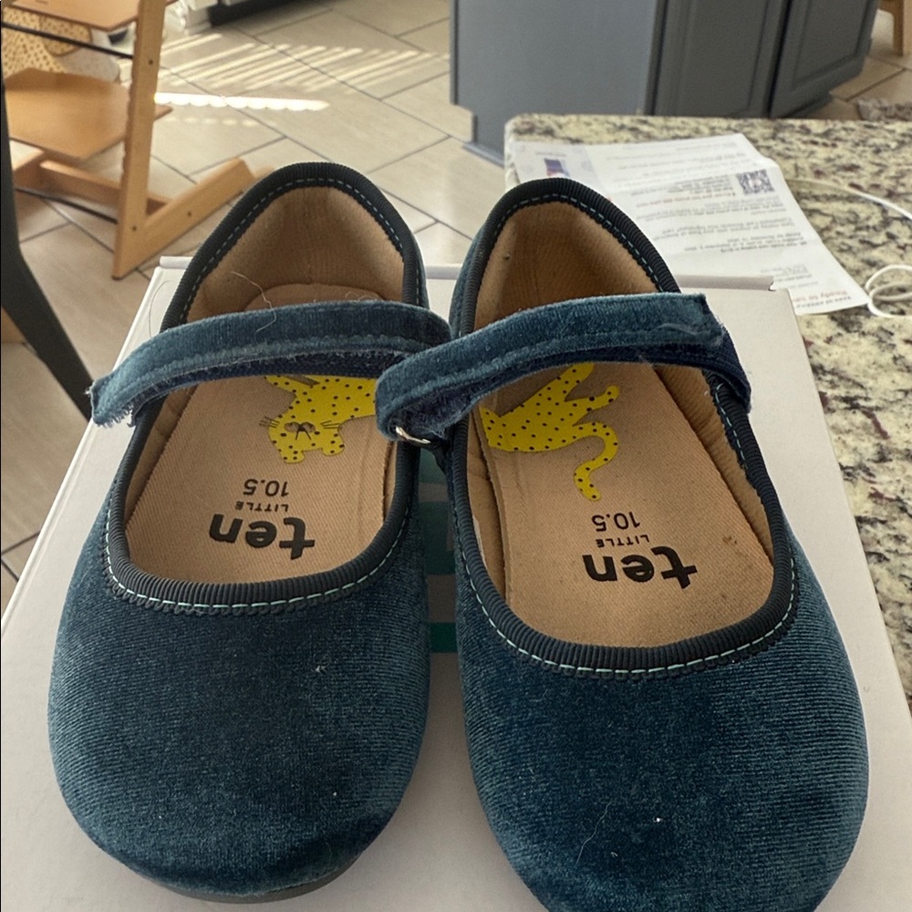 Ten Little velvet Teal Mary Jane Shoes